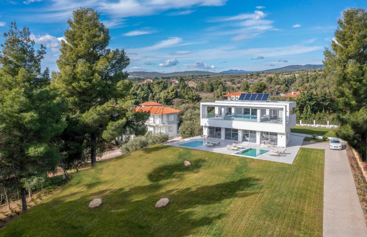 Nikiti Botanic Pool Suites Esterno foto