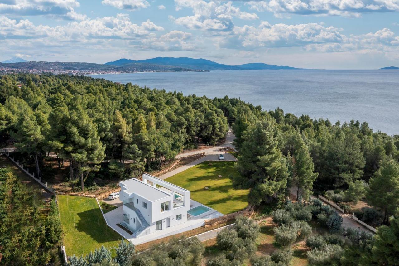 Nikiti Botanic Pool Suites Esterno foto