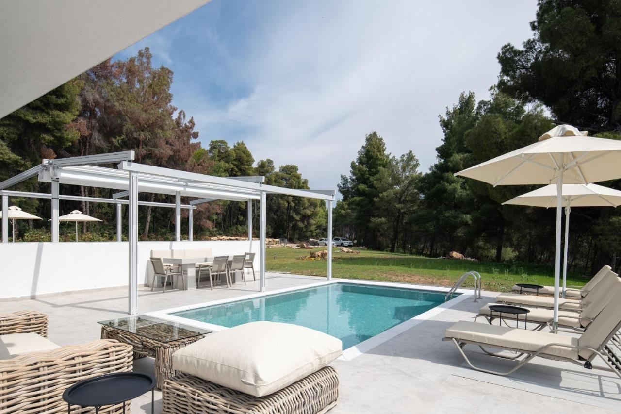 Nikiti Botanic Pool Suites Esterno foto
