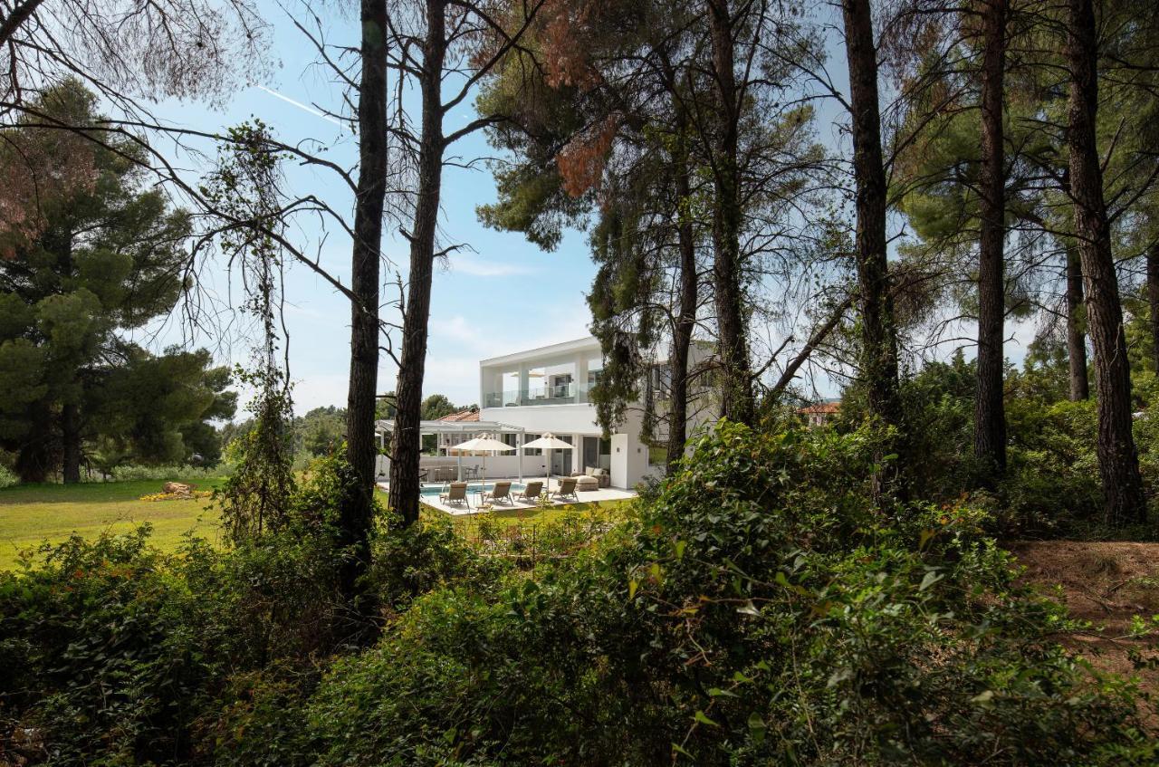 Nikiti Botanic Pool Suites Esterno foto