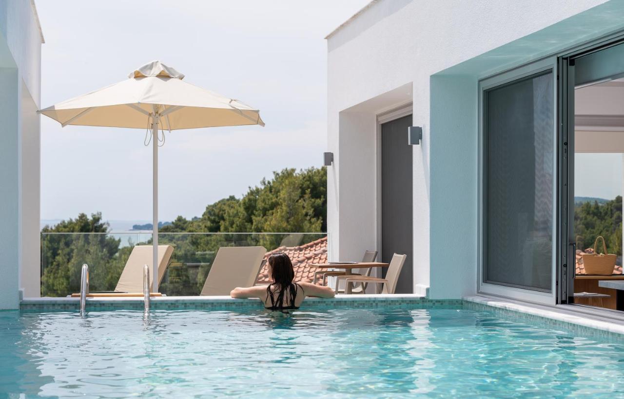 Nikiti Botanic Pool Suites Esterno foto